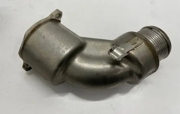 Audi A4 S4 B9 Intercooler hose/pipe 04L131111AB