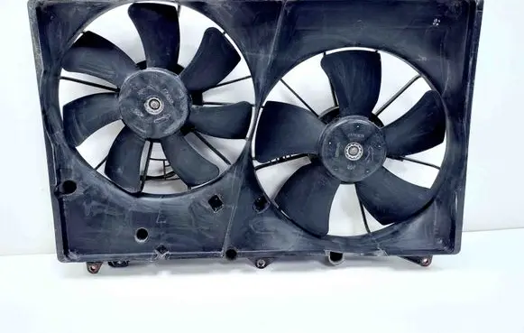 Suzuki Grand Vitara II Radiator cooling fan shroud