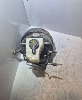 BMW 3 E90 E91 Brake booster 6764125
