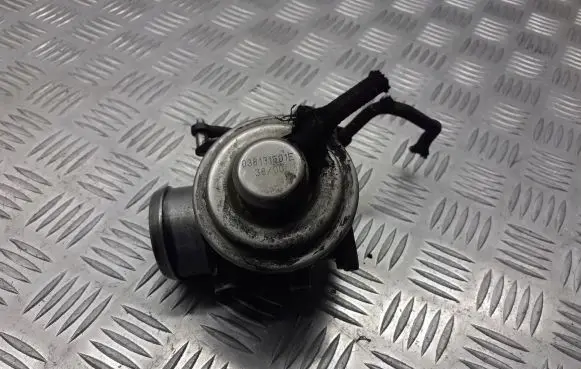 Audi A3 S3 8L EGR valve 038131501E