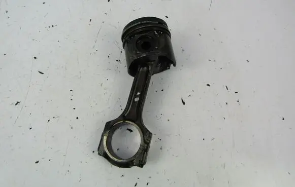Peugeot 607 Piston 