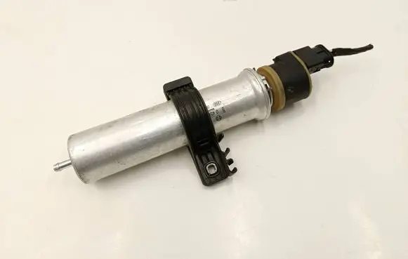 BMW 5 F10 F11 Fuel filter heater 8572519 7231598 7231600