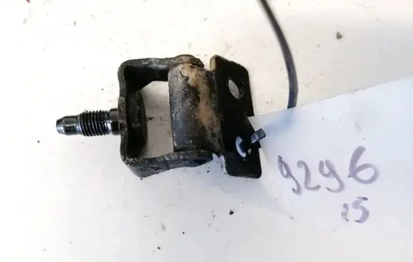 Mazda 5 Front door lock loop/hook striker 