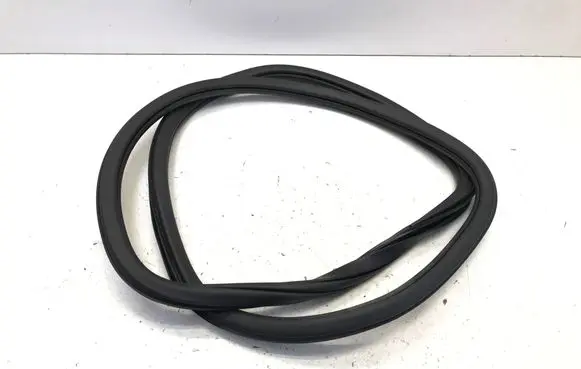 Audi Q4 e-tron Rubber seal rear door 89A833722