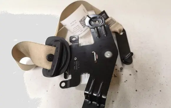 BMW 5 GT F07 Rear seatbelt 34063247 34042618A
