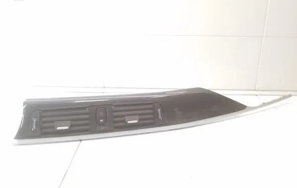 BMW 3 F30 F35 F31 Dash center air vent grill 921855215 9218552