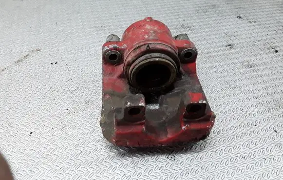 BMW 5 E39 Front brake caliper