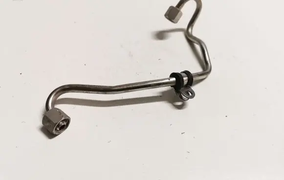 Volkswagen Eos Fuel line pipe 06J127501L
