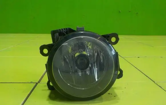 Land Rover Freelander 2 - LR2 Front fog light 89203953