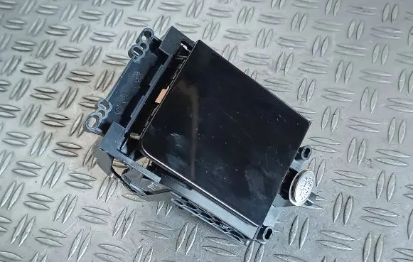 Land Rover Range Rover Velar Cup holder J8A213560BE 107181214C B0012954