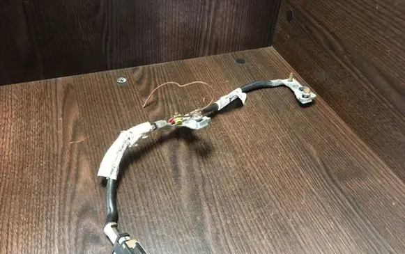 Negative earth cable (battery)