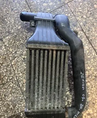 Opel Zafira A Intercooler radiator 09129519 73645