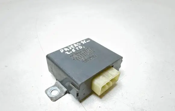 Mitsubishi Pajero Antenna control unit 1650002010 MB665709