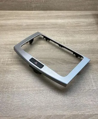 Volkswagen PASSAT B7 Dashboard trim 3AA858069
