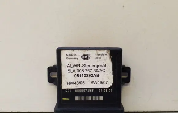 Chrysler Grand Voyager V Light module LCM 05113392AB 0000074581 5LA00876730