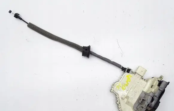 Audi A1 Front door lock 8X2837016