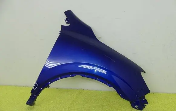Renault Kadjar Fender 631000193R