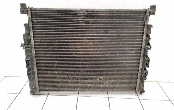 Mercedes-Benz R W251 Coolant radiator A2515000103 A2515000304