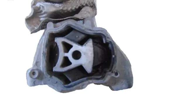 Land Rover Discovery Sport Engine mounting bracket 1234560000