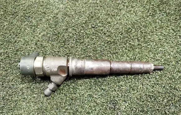 Renault Master III Fuel injector H82912226 0445110375
