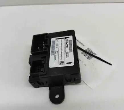 Volvo XC40 Seat heating relay 8888864412 32214949