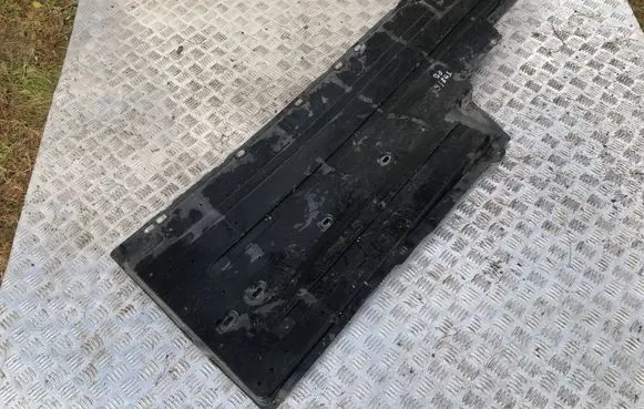Subaru Impreza III Engine splash shield/under tray 56411AG043