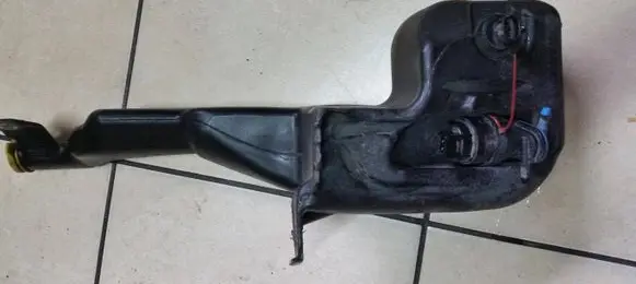 Opel Astra H Lamp washer fluid tank 0036