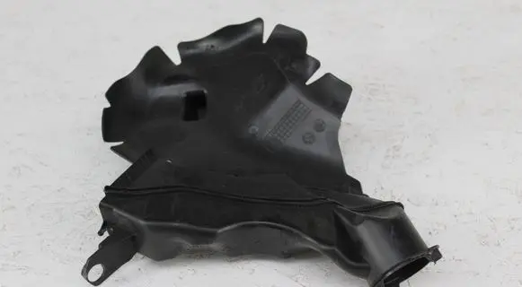 BMW X1 F48 F49 Other engine bay part 7355438 7485061