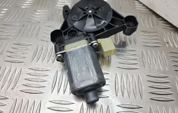 Volkswagen e-Golf Front door window regulator motor 5Q0959801B 130822717