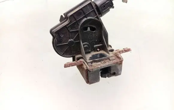 Toyota Auris 150 Tailgate/trunk/boot lock/catch/latch 129N6