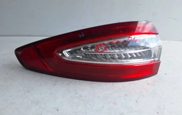 Ford Mondeo MK V Rear/tail lights DS7313405FH