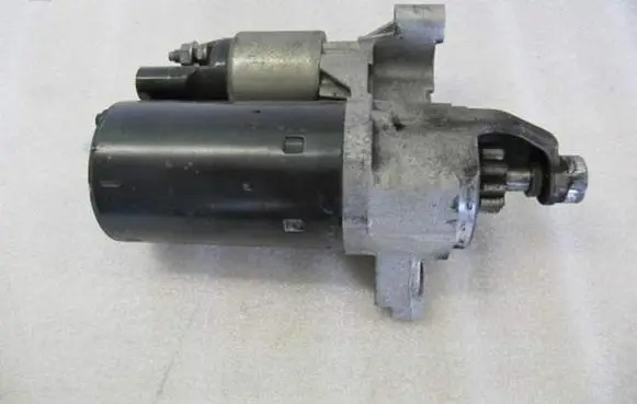 Audi A5 8T 8F Starter motor 079911021C