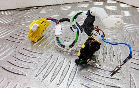 Audi A1 Airbag squib ring wiring 82A971589A