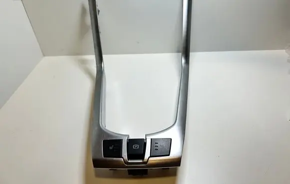 Opel Antara Gear shifter surround trim plastic 22751724
