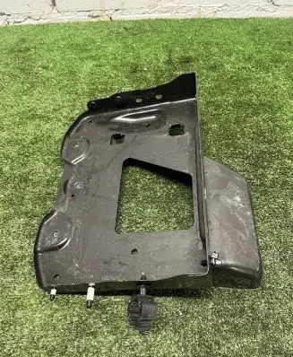 Battery box tray