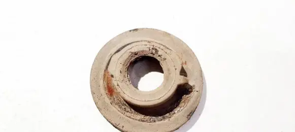 Skoda Octavia Mk2 (1Z) Front coil spring rubber mount 1k0512297d