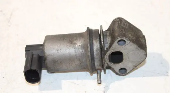 Volkswagen Sharan EGR valve 06A131501E