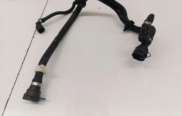 BMW X1 U11 Engine coolant pipe/hose 7827958