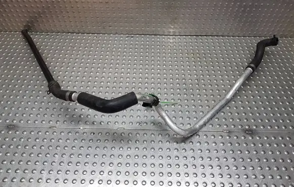 Mercedes-Benz C W205 Heater radiator pipe/hose S27698051 A2058300902 A2058300002