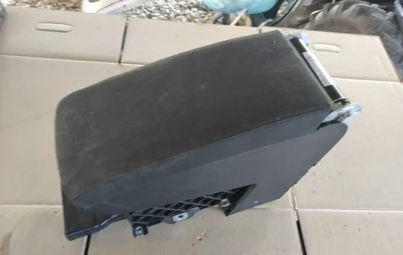 Volkswagen PASSAT B6 Armrest 3C0864207TSQ