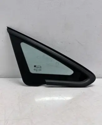 Opel Astra J Front triangle window/glass AS2M3236DOT682