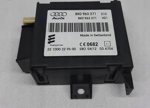 Volkswagen Touareg II Auxiliary heating control unit/module 8K0963271