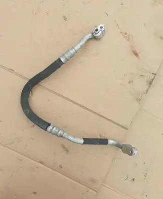Audi A5 8T 8F Air conditioning (A/C) pipe/hose 8K0260701N
