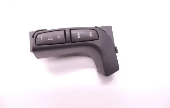 Volvo V70 Steering wheel buttons/switches 9141898 D103