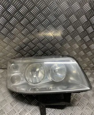 Volkswagen Transporter - Caravelle T5 Headlight/headlamp 1305235774