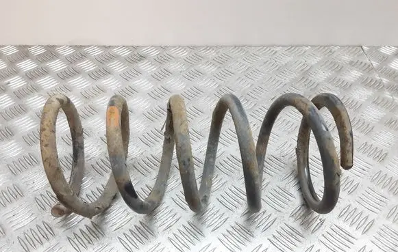 Toyota Avensis Verso Rear coil spring