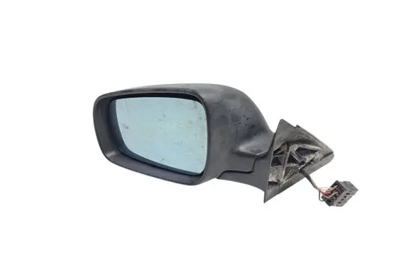 Audi A4 S4 B5 8D Front door electric wing mirror FA035909