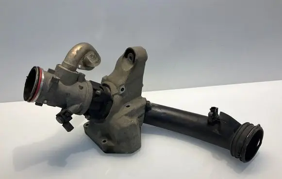 Air intake hose/pipe