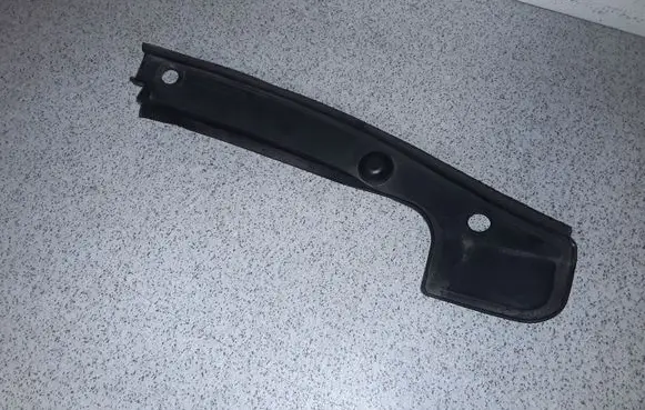 BMW 5 E60 E61 Rain gutter 51717034160 7034160