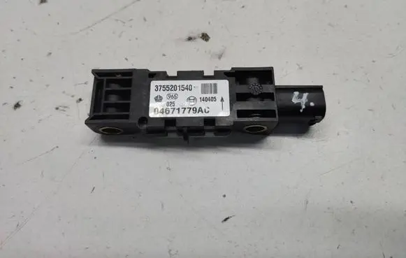 Chrysler Grand Voyager IV Airbag deployment crash/impact sensor 04671779AC 3755201540 140405
